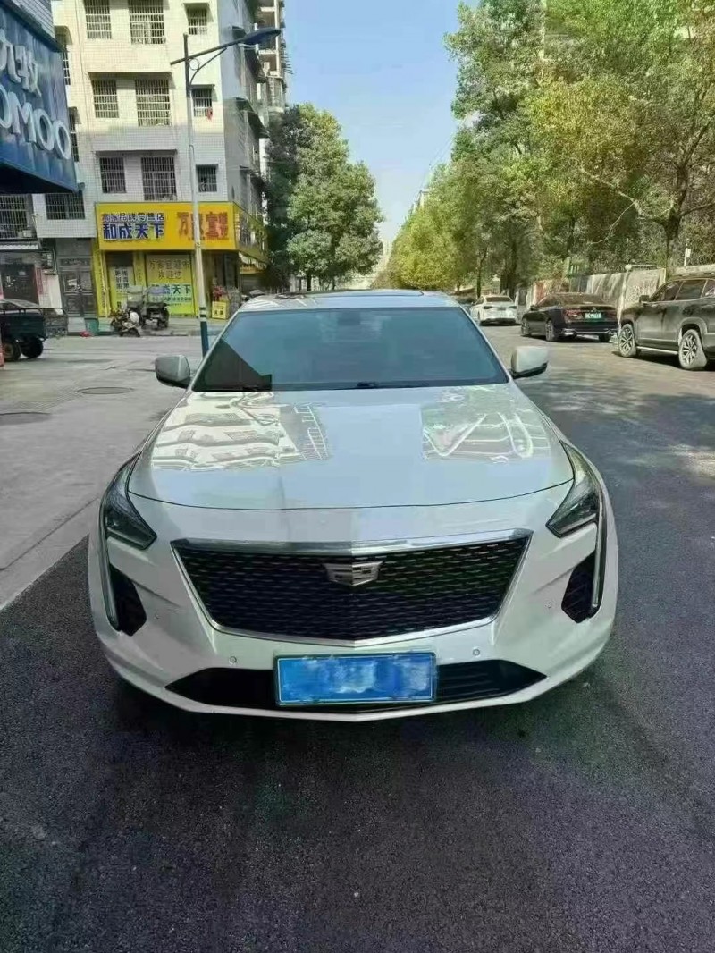 21年衡阳凯迪拉克CT6
