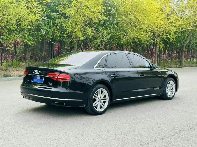 16年潍坊奥迪A8L