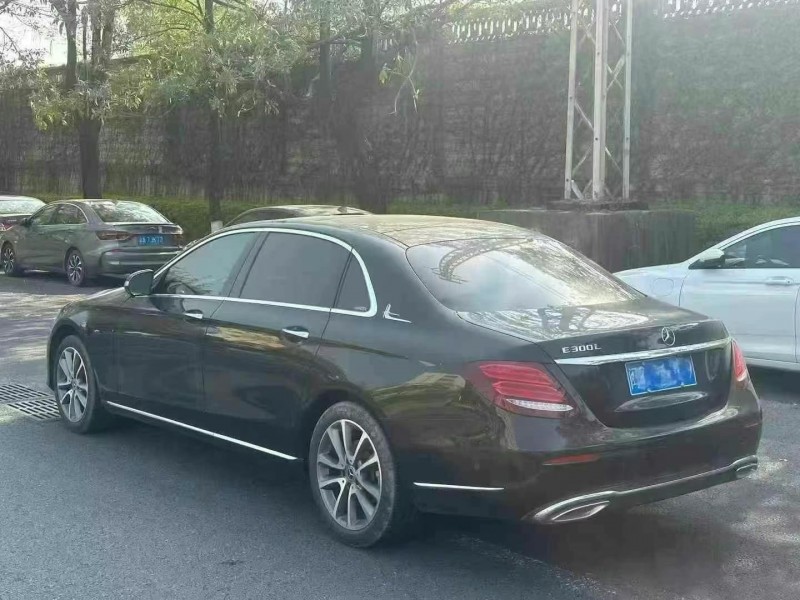 20年泉州奔驰E