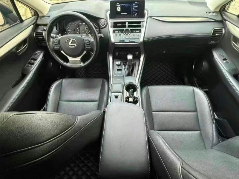 20年北海雷克萨斯NX