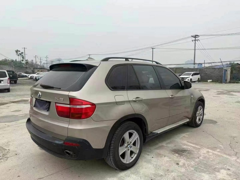 10年钦州宝马X5