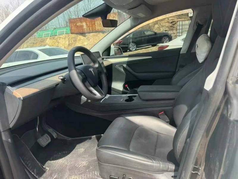 23年烟台特斯拉MODEL Y