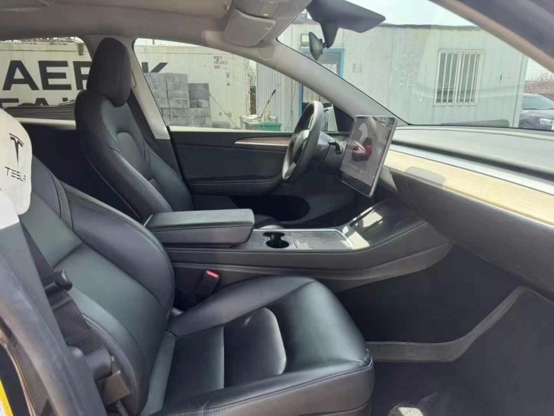 23年烟台特斯拉MODEL Y
