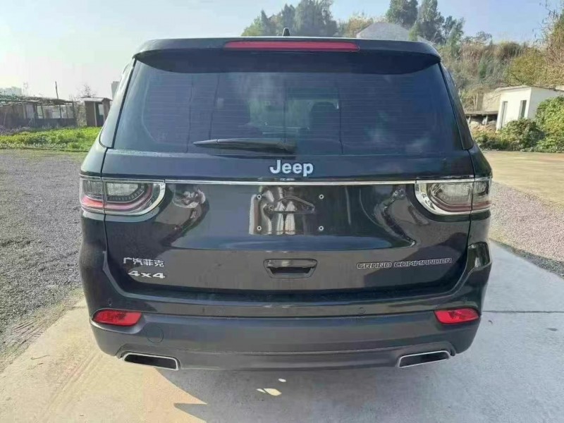 21年襄阳Jeep指挥官