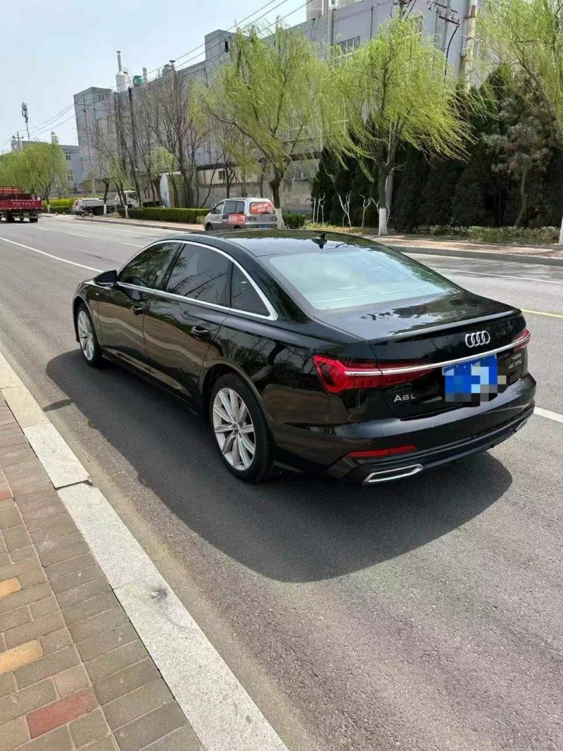 21年烟台奥迪A6L