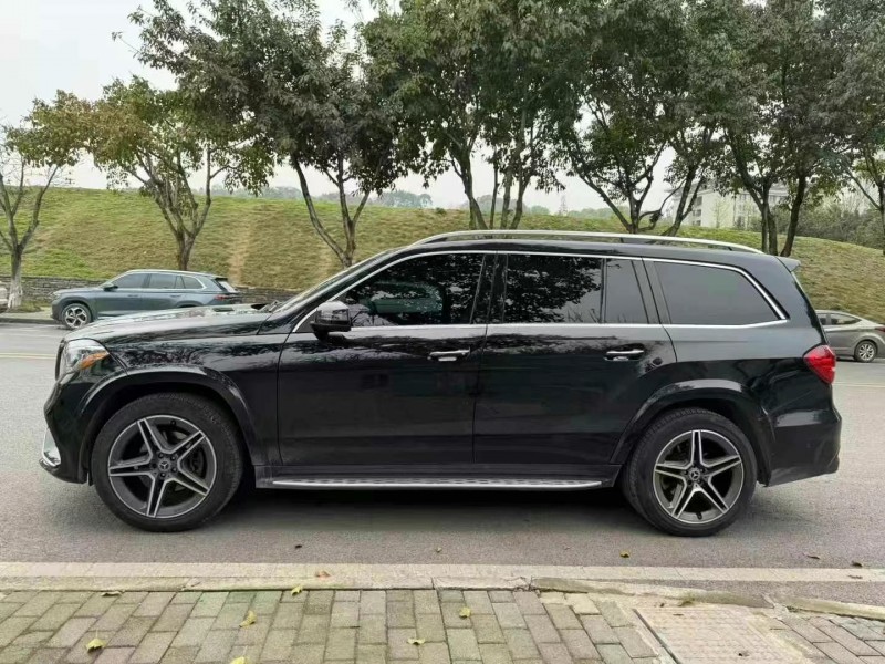 18年重庆市奔驰GLS