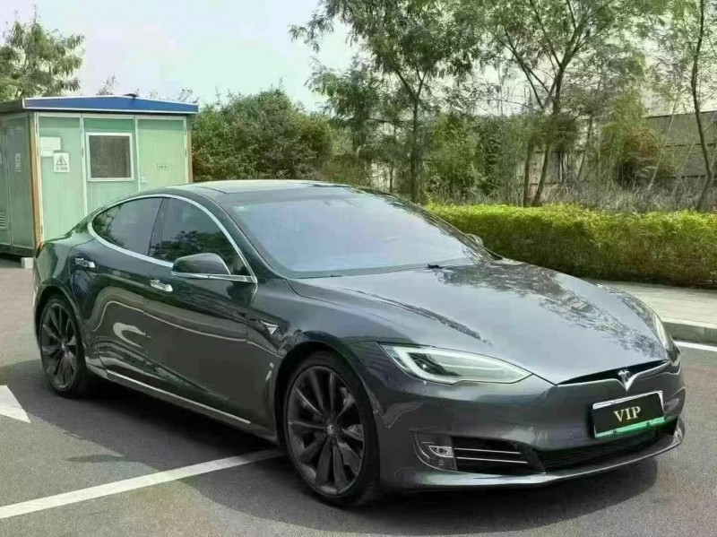 20年汕头特斯拉MODEL S