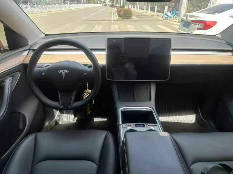 23年昭通特斯拉MODEL Y