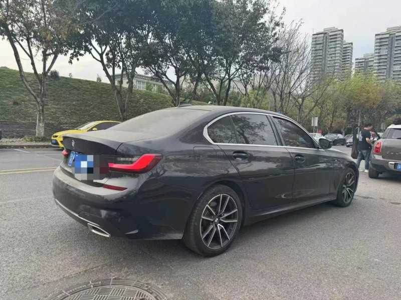 22年重庆市宝马3系