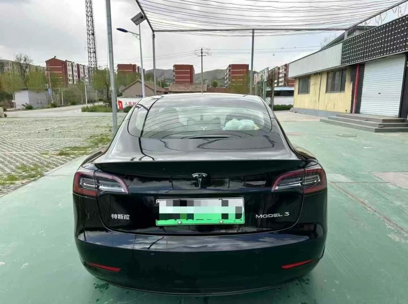 21年东营特斯拉MODEL 3