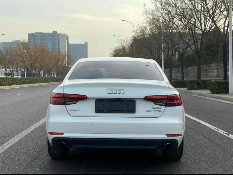 17年汉中奥迪A4L