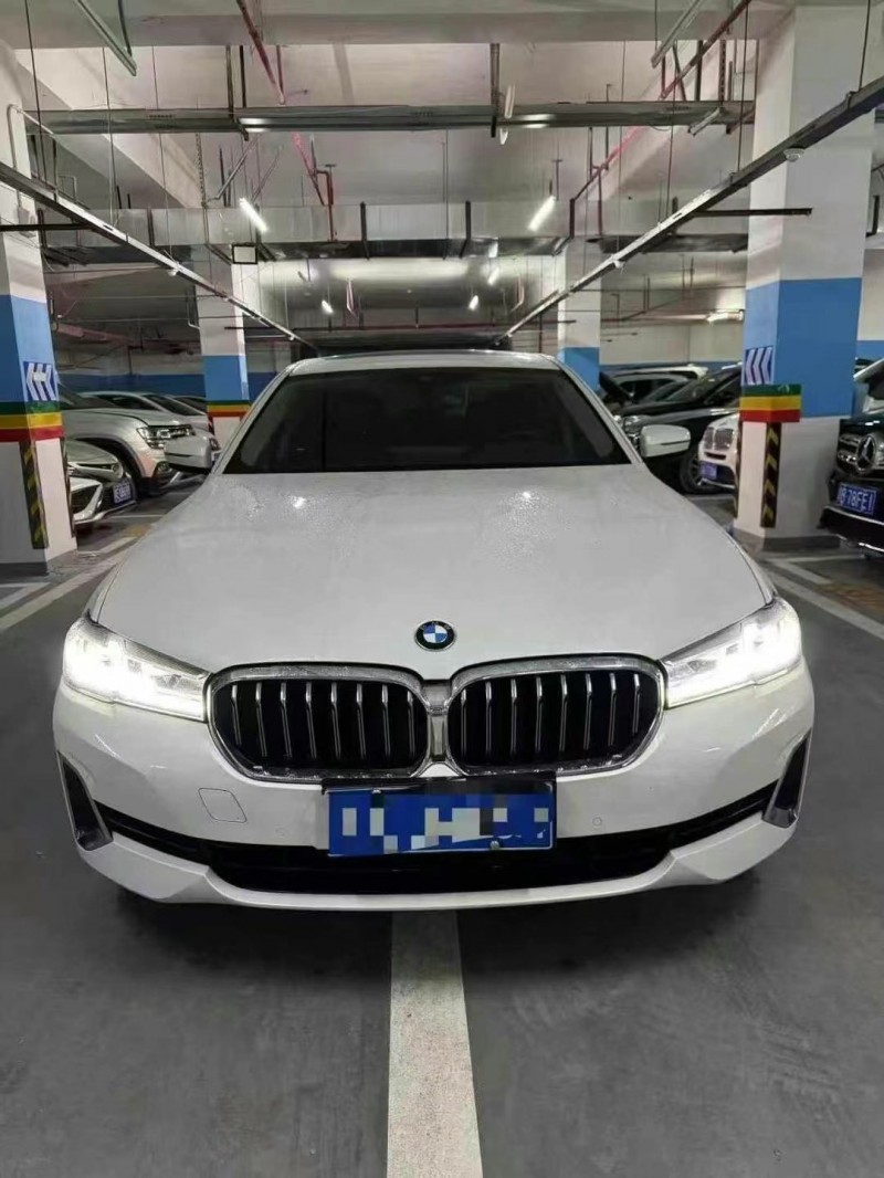 21年重庆市宝马5系