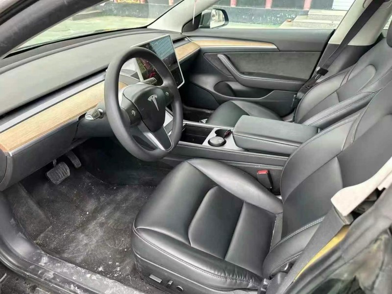 21年烟台特斯拉MODEL 3