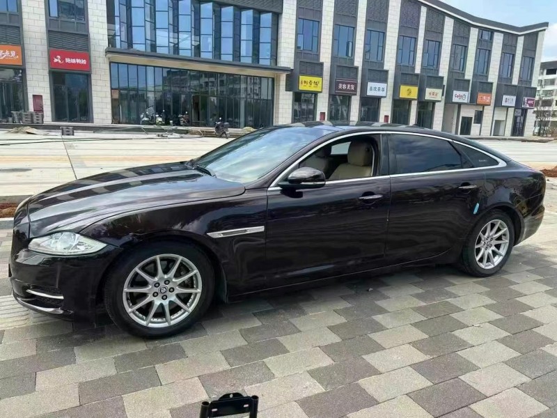 13年吉安捷豹XJ