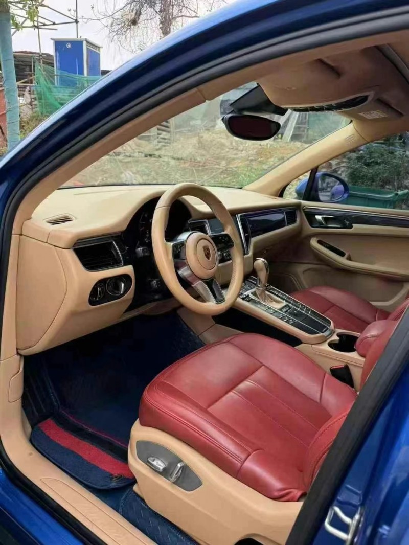 17年岳阳保时捷Macan