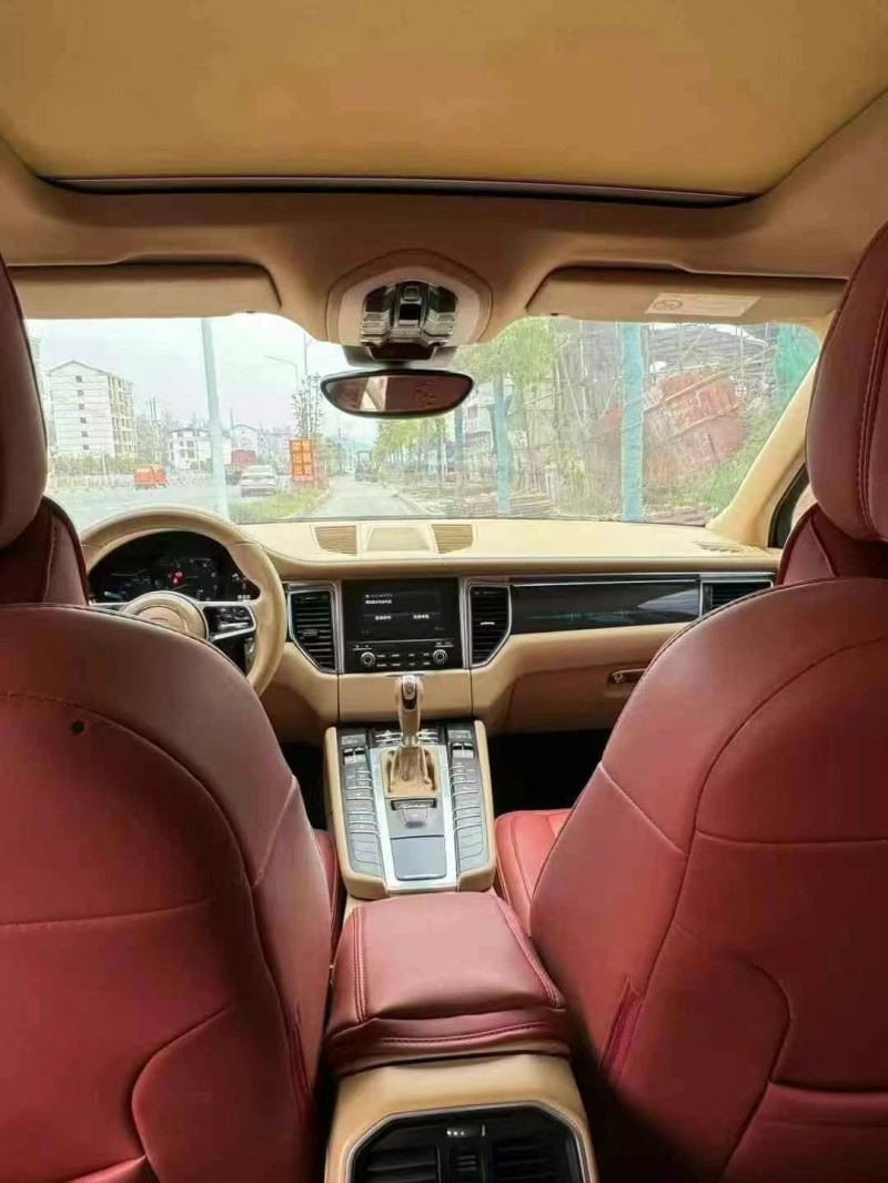 17年岳阳保时捷Macan