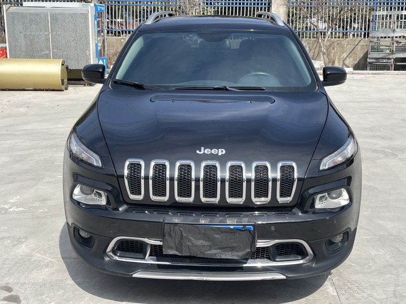 17年徐州Jeep自由光