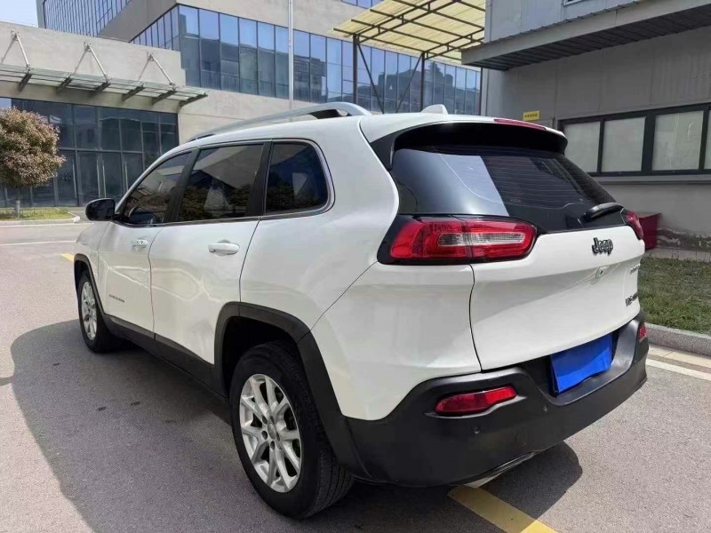 17年连云港Jeep自由光