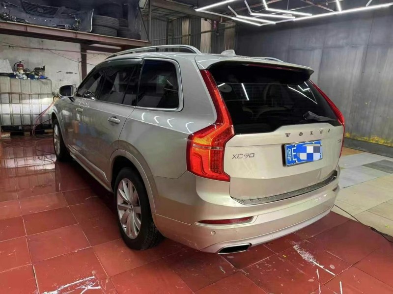 18年佛山沃尔沃XC90