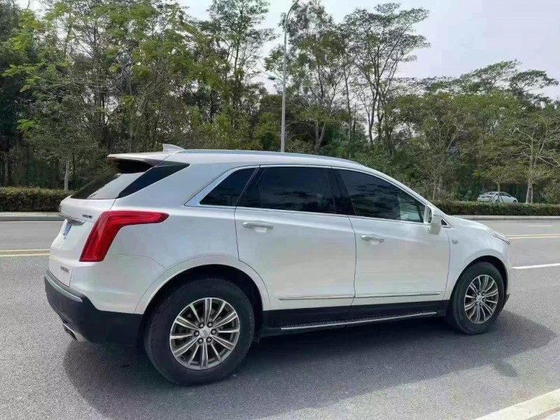 16年佛山凯迪拉克XT5