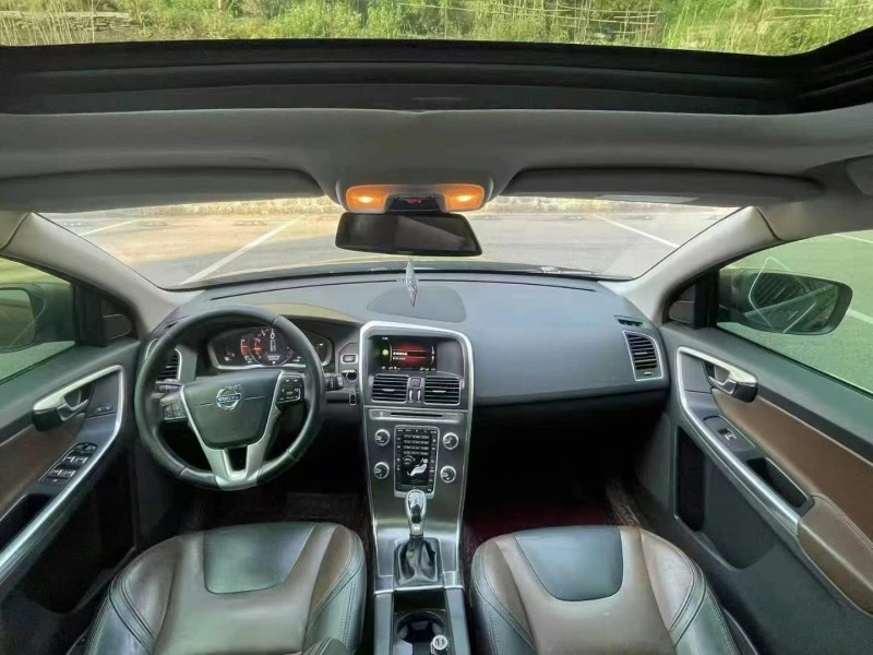 16年重庆市沃尔沃XC60