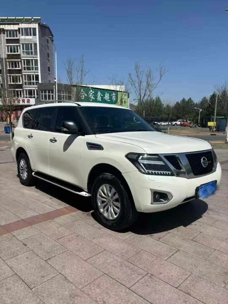 18年保定日产途乐