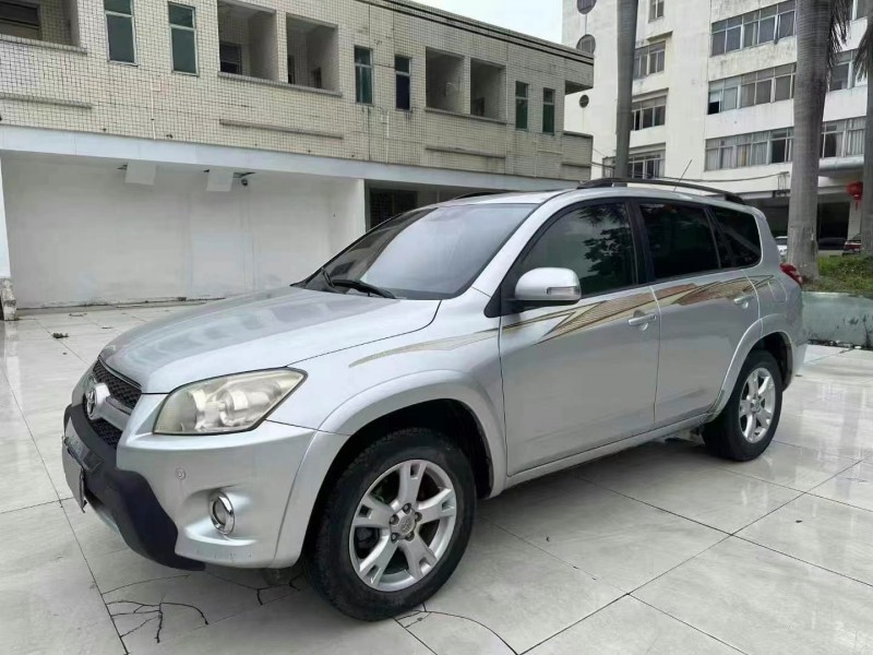 13年汕头丰田RAV4