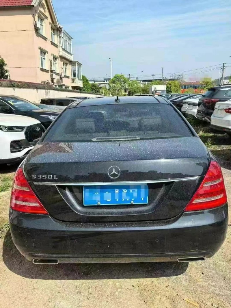 12年吉安奔驰S