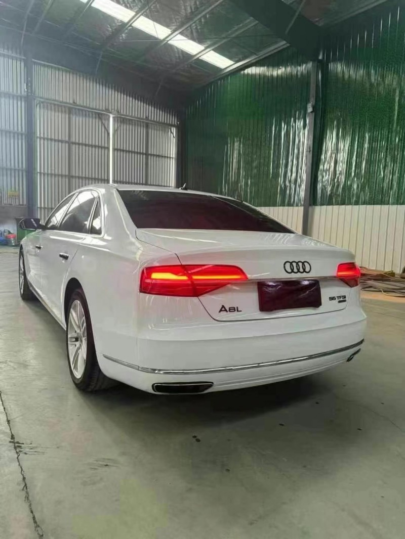 16年烟台奥迪A8L