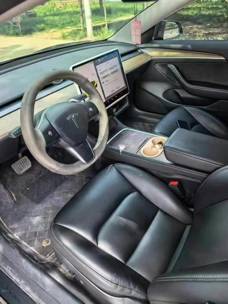 23年保定特斯拉MODEL 3