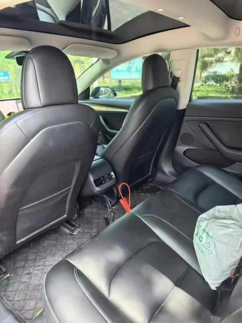 23年保定特斯拉MODEL 3