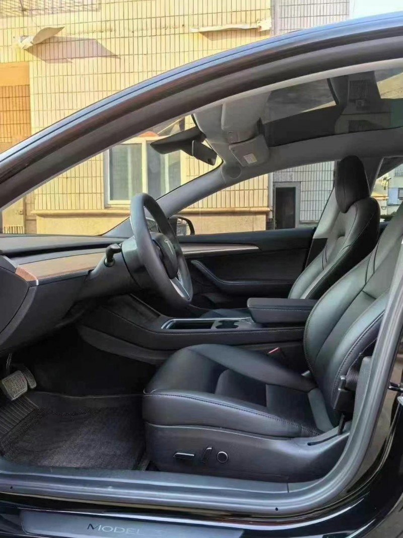 23年泉州特斯拉MODEL 3