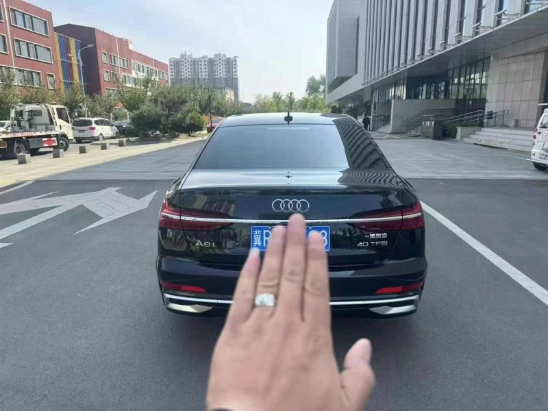 23年烟台奥迪A6L