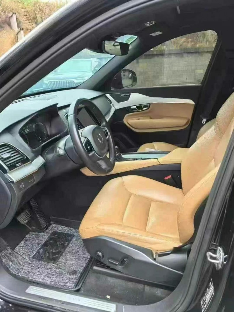 17年重庆市沃尔沃XC90