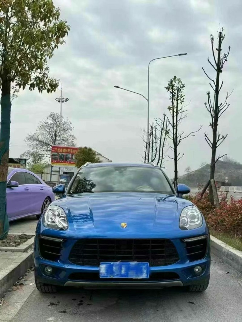 17年张家界保时捷Macan