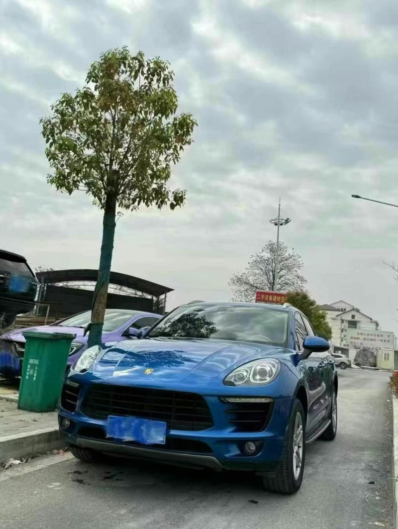 17年张家界保时捷Macan