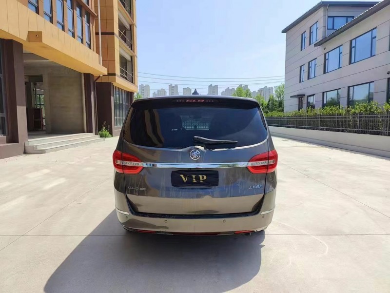14年烟台别克GL8