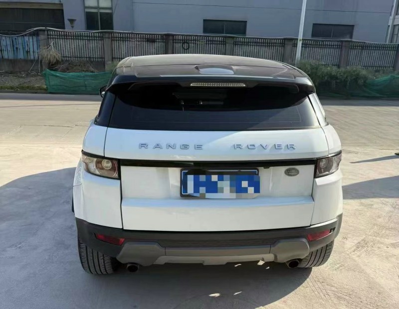 15年嘉兴路虎揽胜极光