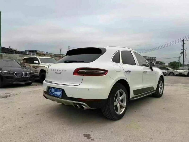 15年梧州保时捷Macan