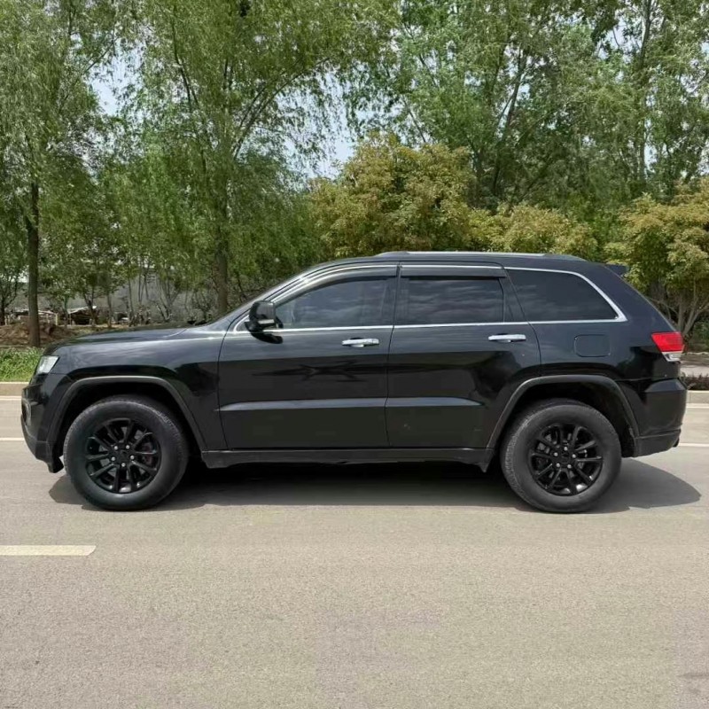 16年东营Jeep大切诺基