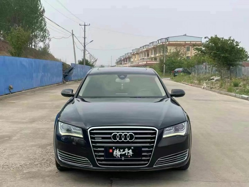 13年东营奥迪A8L
