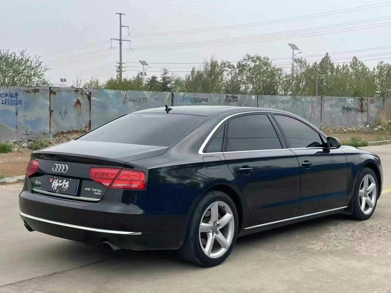 13年东营奥迪A8L
