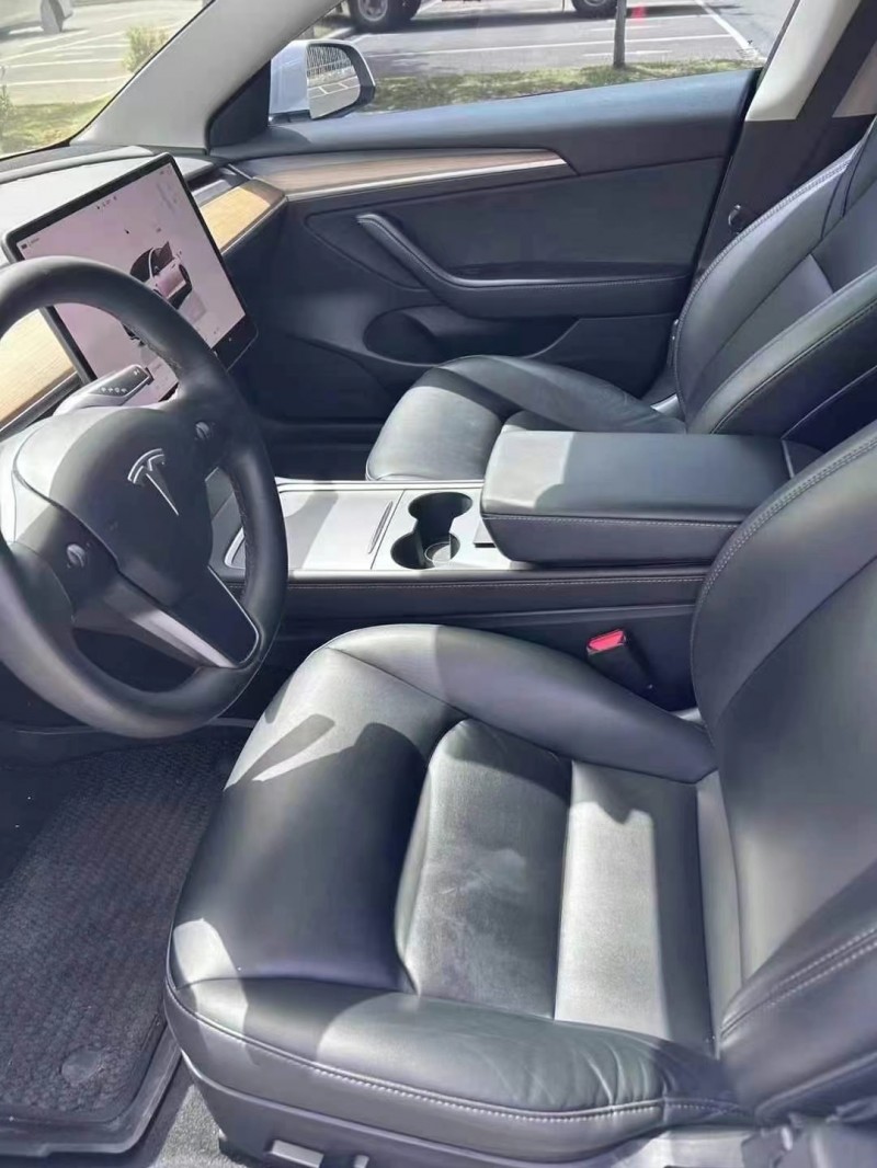 22年襄樊特斯拉MODEL 3