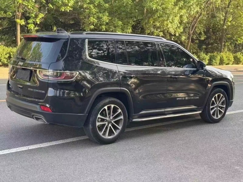 20年枣庄Jeep指挥官