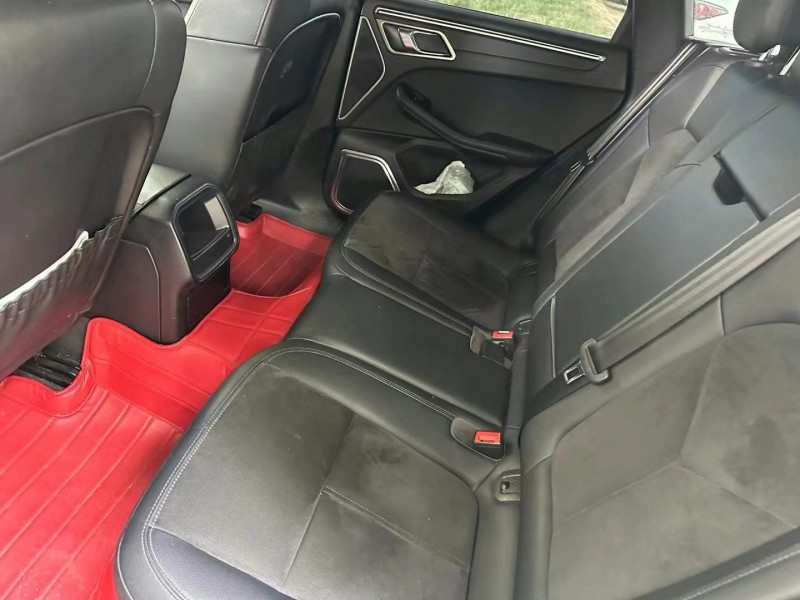 16年安阳保时捷Macan