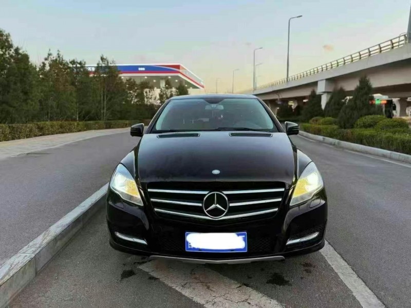 17年吕梁奔驰R