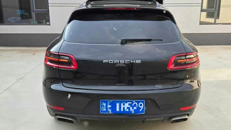 15年邯郸保时捷Macan