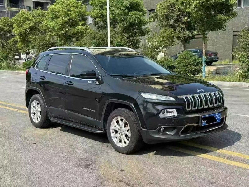 16年邵阳Jeep自由光