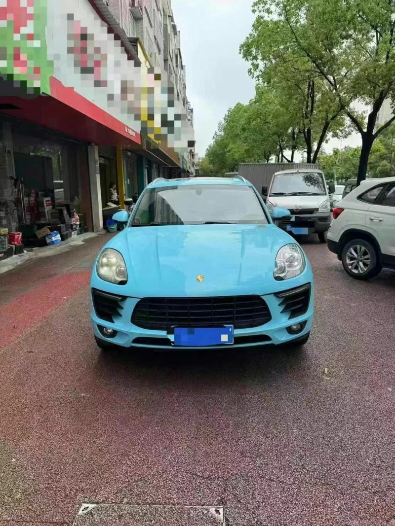 16年景德镇保时捷Macan