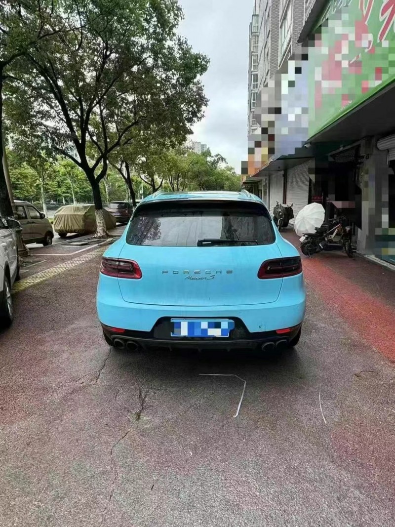16年景德镇保时捷Macan